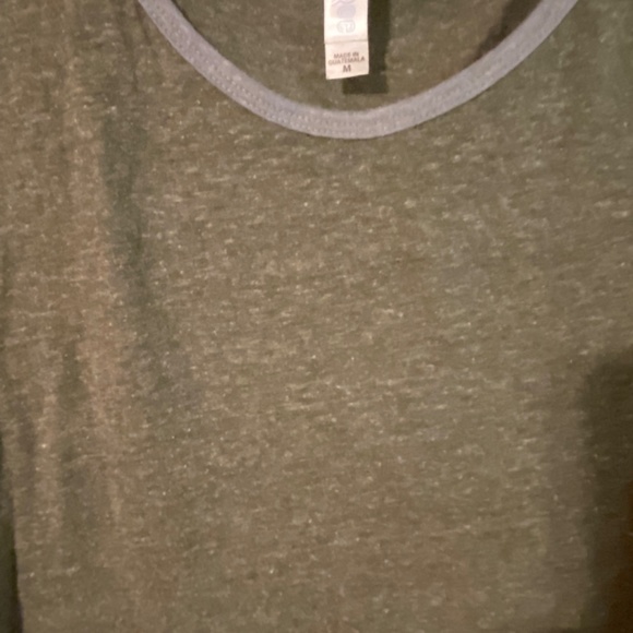 Lularoe Classic T - Picture 2 of 5